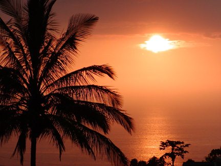 oceanview_sunset.jpg (65641 bytes)