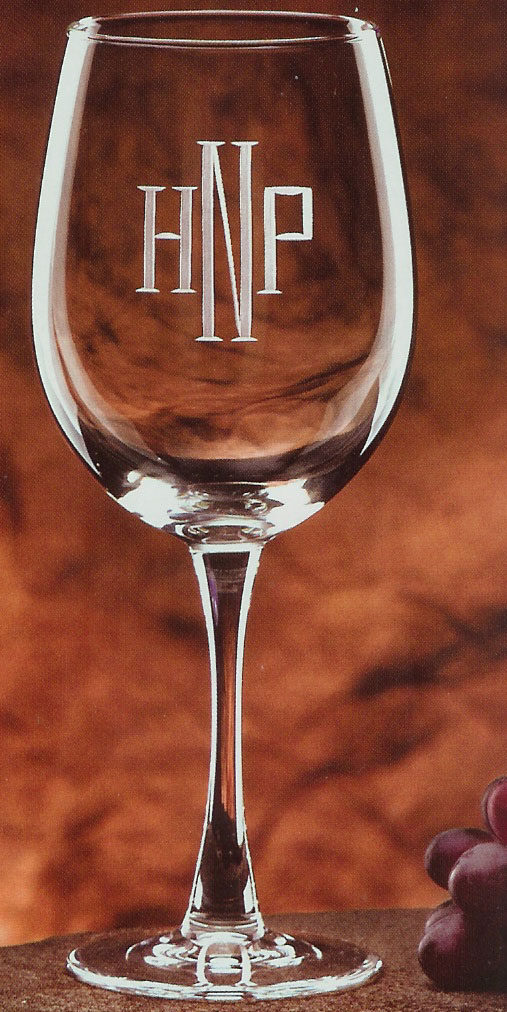 engraved wine glass.jpg (159853 bytes)